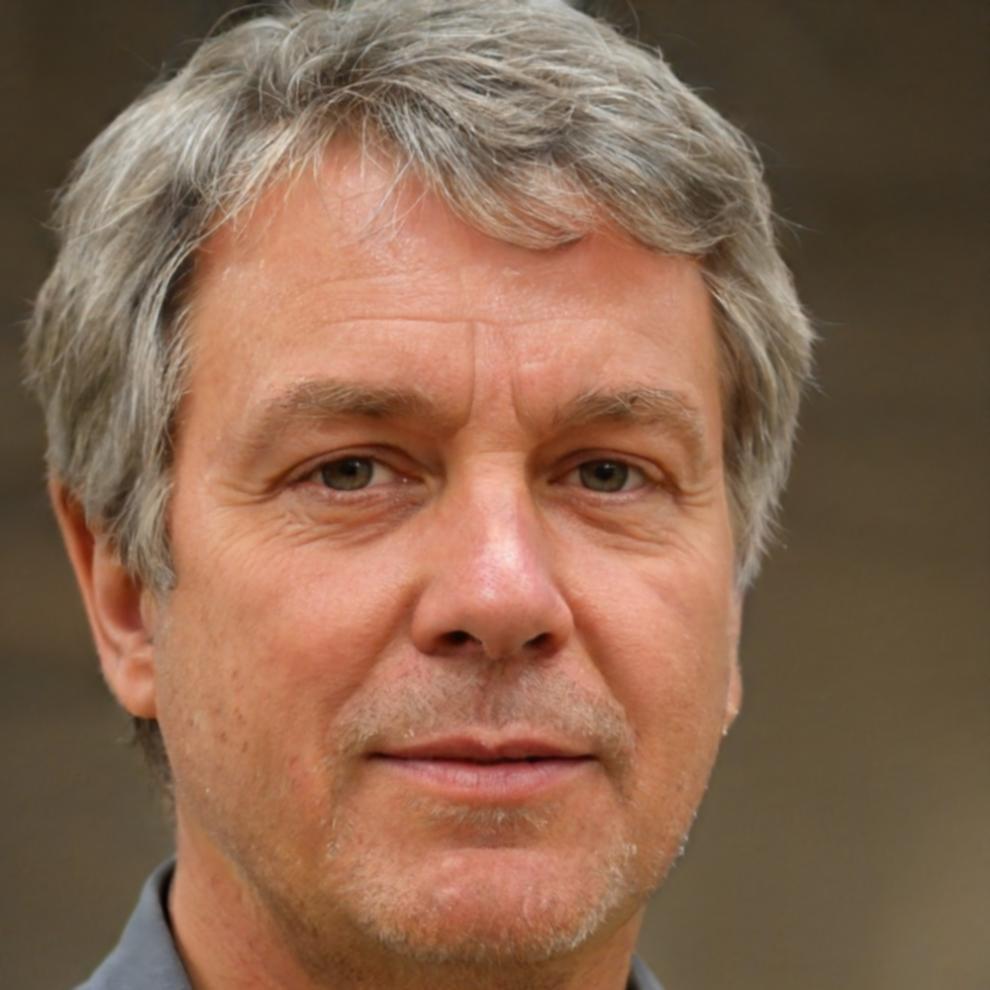 Portrait of webinar instructor with expertise in PostgreSQL database administration